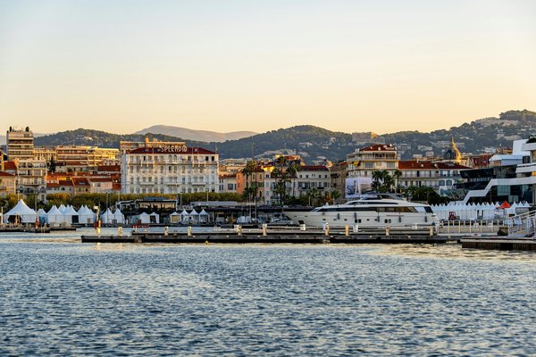 Nice, Cannes, Saint-Raphael : nos lieux préférés pour vos vacances dans le Sud